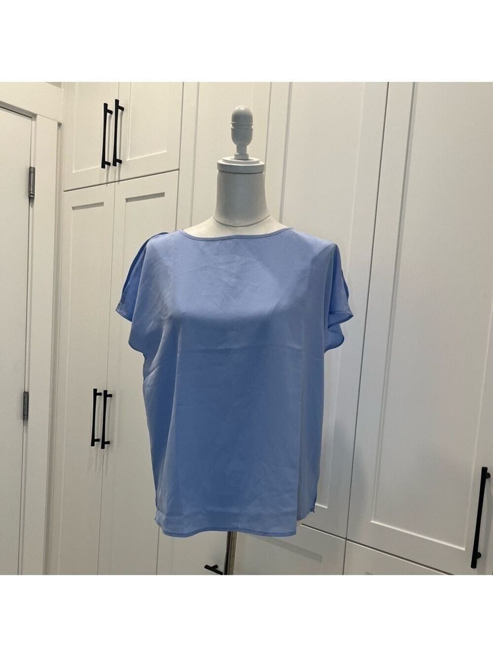 Willow & Thread Powder Blue Blouse – Size M – NWT